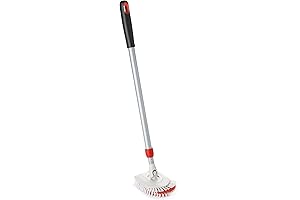 OXO Good Grips Extendable Tub and Tile Brush