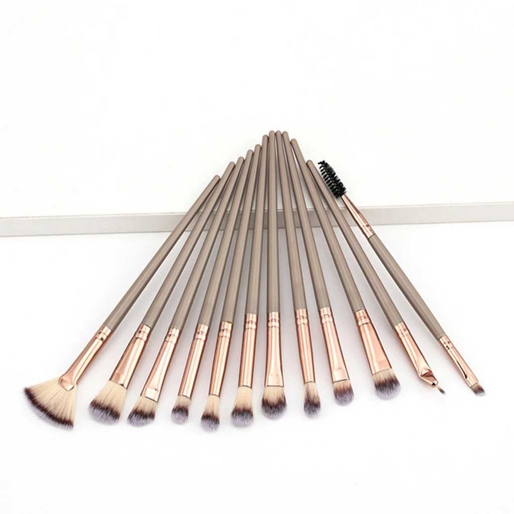 Pinceaux maquillage 12pcs : finissez-en avec les traces de fond de teint et fards