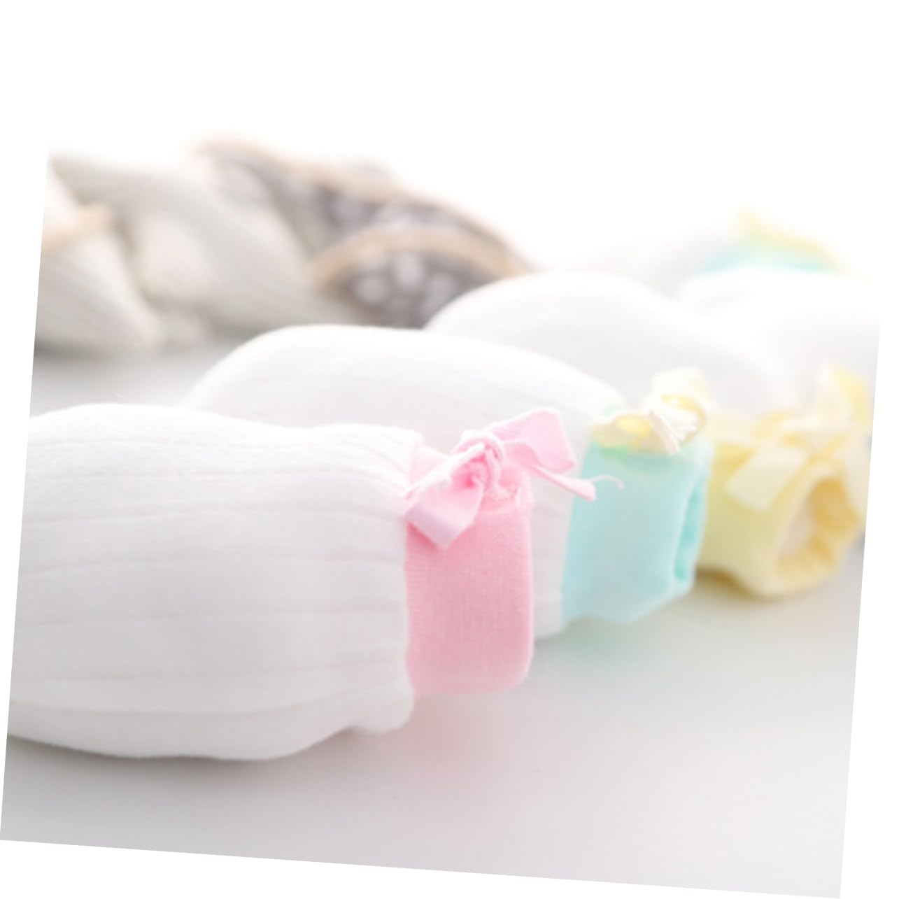 WOFASHPURET Winter Warm Mitten Gloves Mittens Infant Anti-face Scratching for Newborns Snow Gloves Newborn Winter for Boys Toddlers Snow Random Color