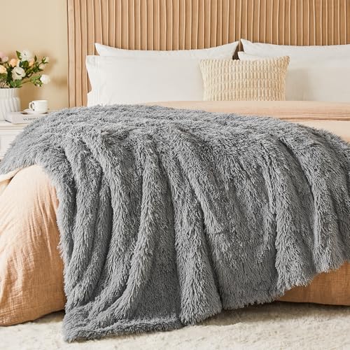EMME Faux Kuscheldecke Flauschig, Felldecke, Pelz Wolldecke, Wohndecke, Super Weich, Plüschig, Dicke, Elegant, Lange Haare Shaggy Decke, Warme Gemütliche für Sofa und Bett (Hellgrau, 130 x 150 cm)