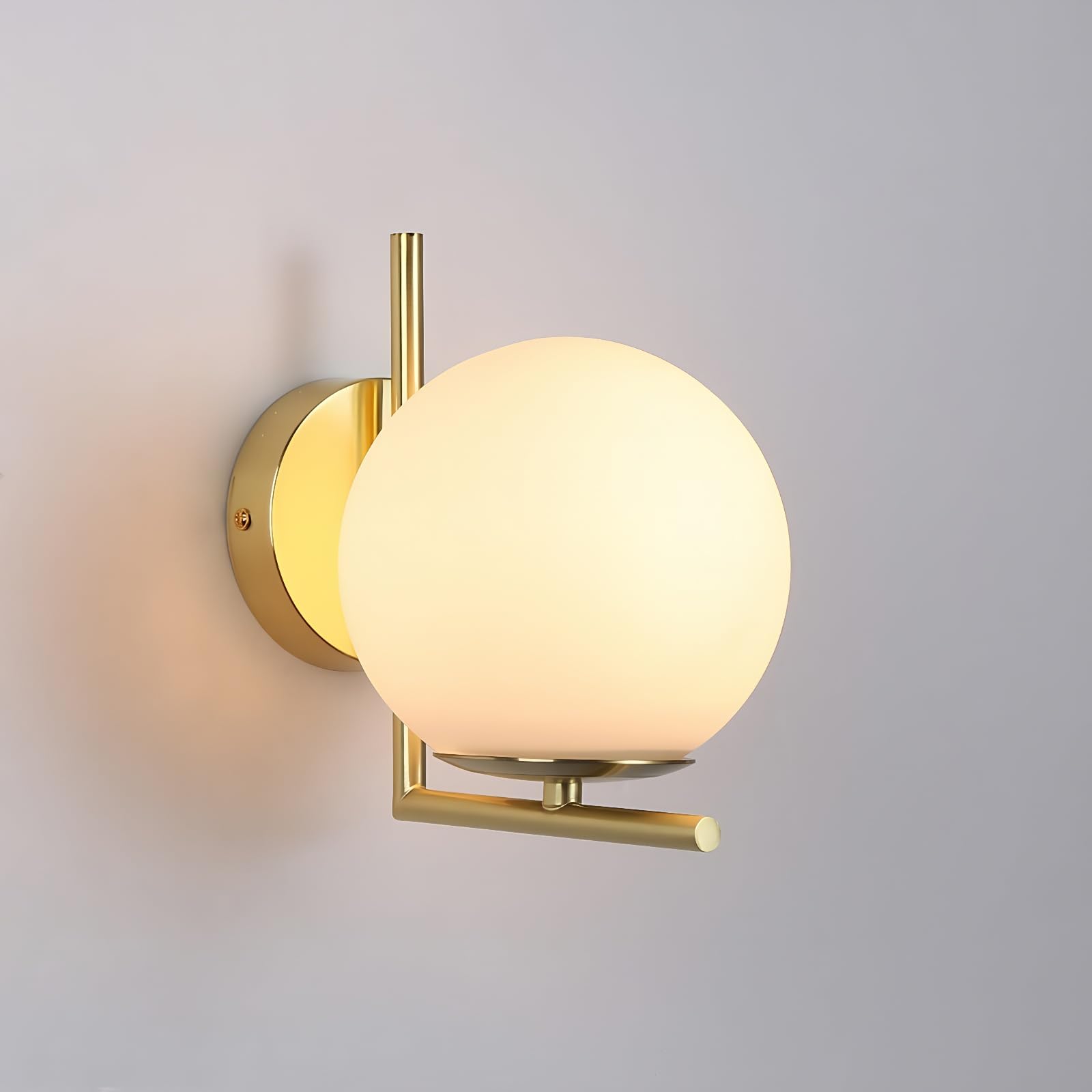 BARCELONA LED Applique Murale Boule en Verre Blanc Opalin Doré Margaret Vintage Moderne Lampe Murale Intérieure Ronde en Cristal et Métal Or Brossé E27 pour Salon Chambre Couloir Entrée Salle de Bain