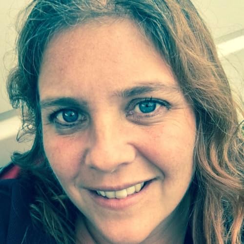 Interview with Author Molly Garcia Podcast Por  arte de portada