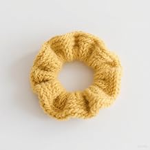 Scrunchie en tricot - Un accessoire tendance pour votre cheveux accessoire tendance