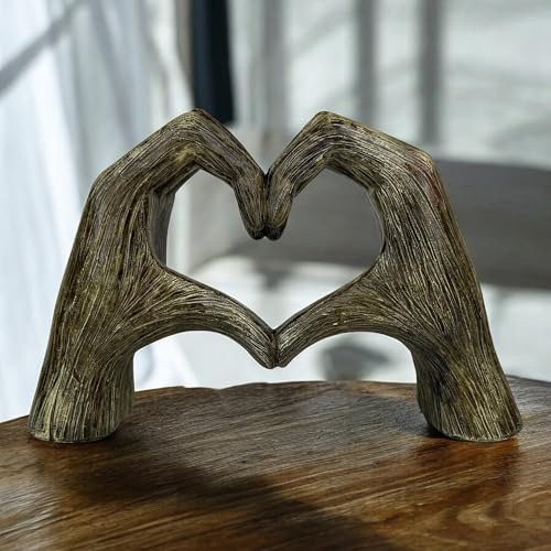 Estatua de manos corazón rústica de resina 9.7 x 6 in miniatura 5