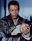 Samuel L Jackson with gun 8x10 Photo K5099