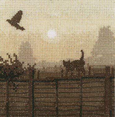 Heritage PSLE976-E Happy Escape Counted Cross Stitch Kit 12.5 x 12.5 cm