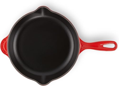 Miniatura 2 de Le Creuset Sartén clásica con mango de hierro fundido, 9 pulgadas, color cereza