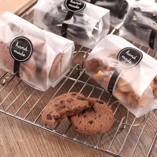 YunKo Cookie Bags for Packaging, 100 Pack Cellophane Treat Bags for Gift Giving, 3.4 x 9 in Cookie Packaging for Homemade Treats, Muffins, Candy, Mini Loaf, Party Favors, Black Dot by YunKo - Image 8