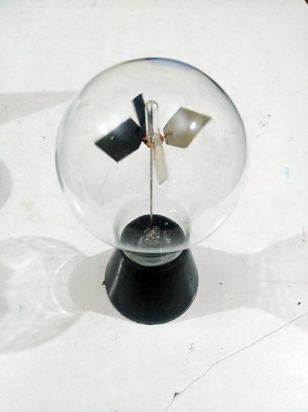 Radiometer Solar Powered Spinning Vanes (B0CXVRN95D) Amazon Price History, Amazon Price Tracker