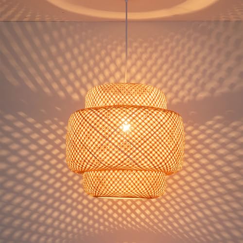 Lámpara colgante de mimbre beige ideal para iluminar tu mesa de comedor 2