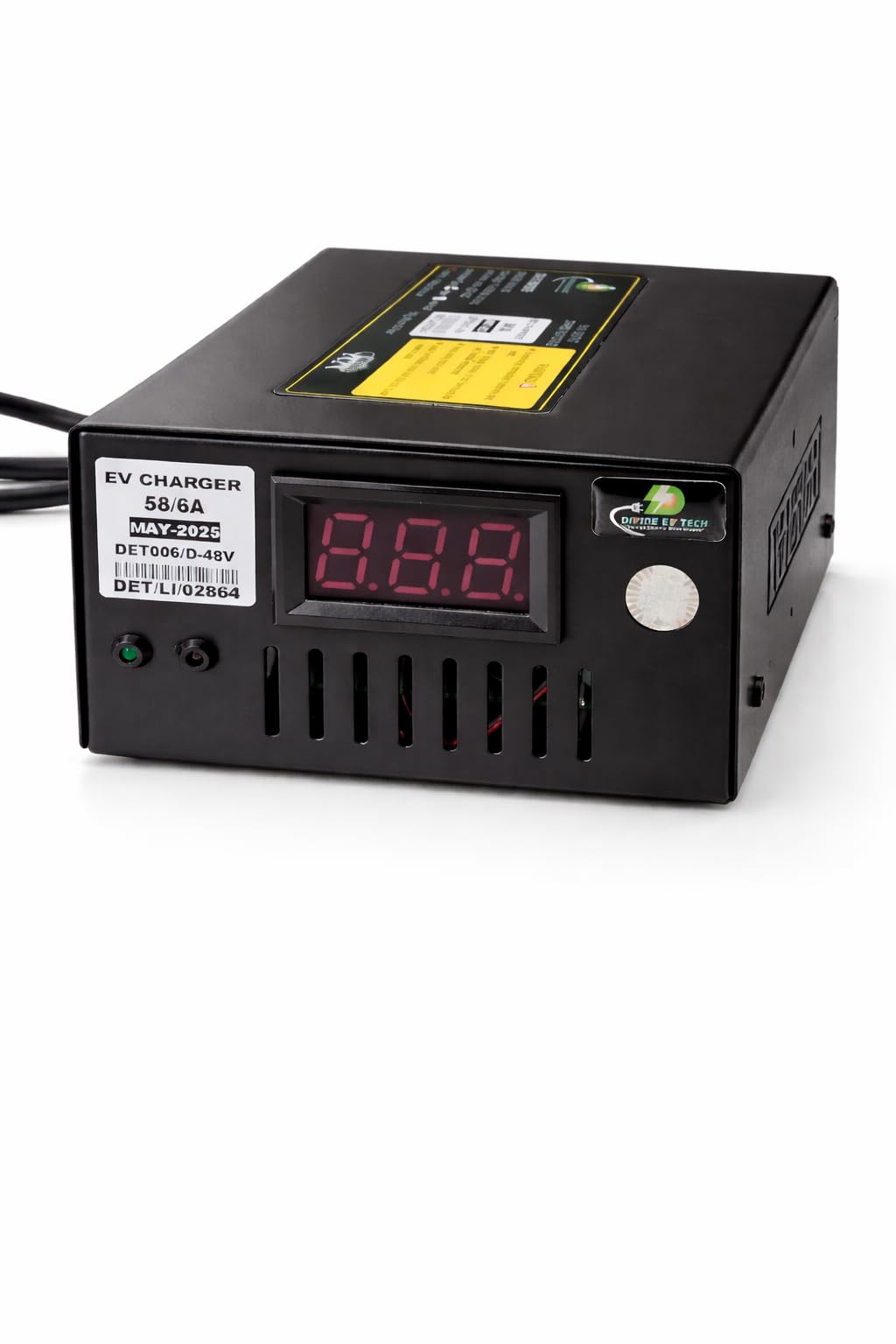 Lithium Battery Charger 48 Volt to 84 Volt 6 amper with Digital dispaly auto cutpff for E-scooty E-rikshwa (58 Volt 6 amper)-image-20