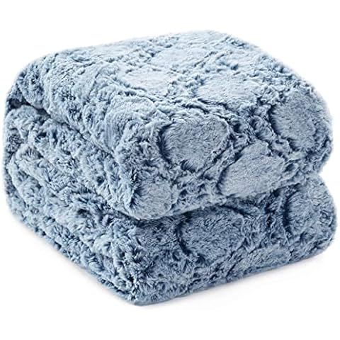 KAWAHOME Faux Fur Blanket King Size Winter Ultra Luxury Soft Cozy Warm Fluffy Plush Faux Rabbit Fur Blankets Quatrefoil Pattern for Couch Sofa Bed, 108" X 90" Blue Cover