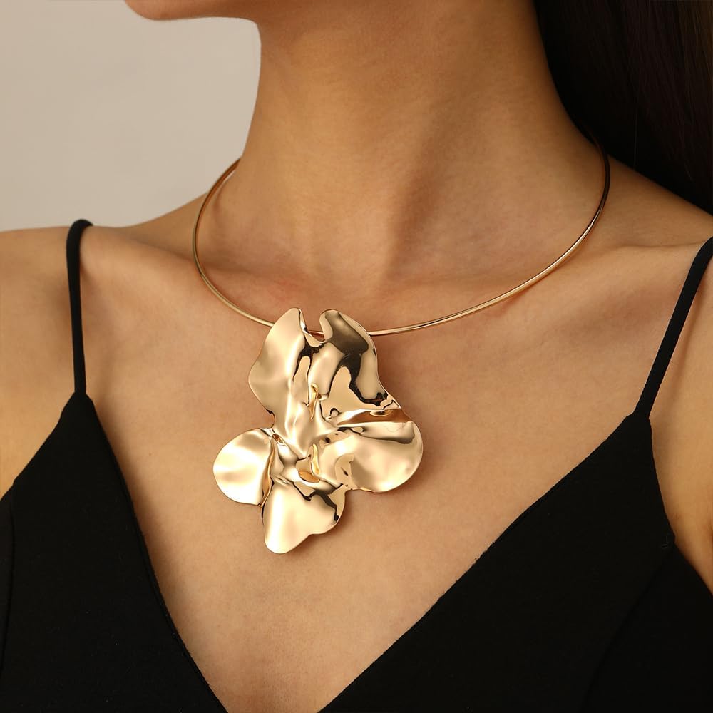 Chunky Gold Geometric Statement Necklace for Women Trendy, Fashion Large Square Pleated Choker Hip Hop Collar Necklaces Vintage Big Oversized Jewelry - Image 5