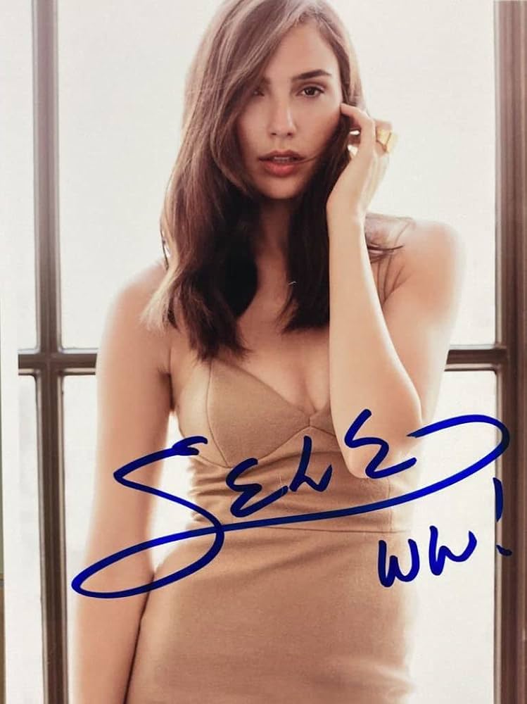 セール中…クリスタル直筆サイン入り2Lサイズ写真…Krystal Jung Amazon.co.jp: クリスタル直筆サイン入り2Lサイズ写真…Krystal