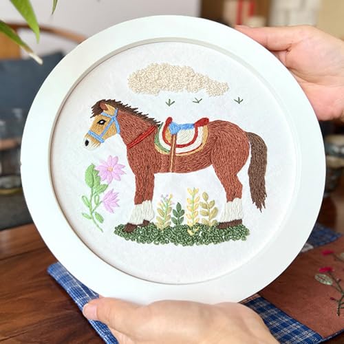 Lienzos bordados con aro para crear una decoración del hogar única 8