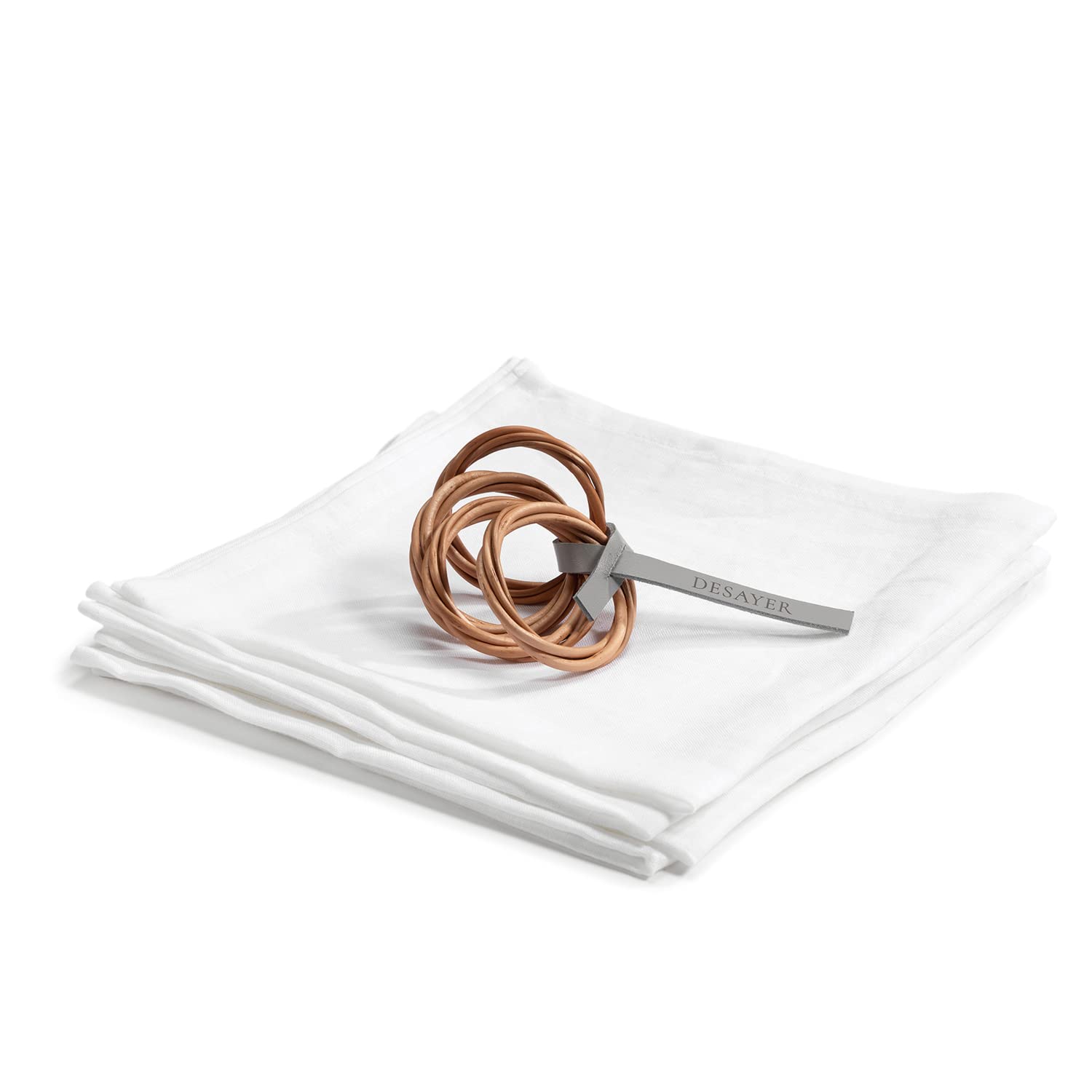 Serviette en lin et son rond de table en osier pour repas champêtre