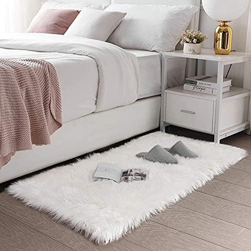 HLZDH faux fur soft fluffy single sheepskin stule Style Rug, 75 X 120 CM Faux Fleece Chair Cover Seat Pad Soft Fluffy Shaggy Area Rugs For Bedroom Sofa Floor white