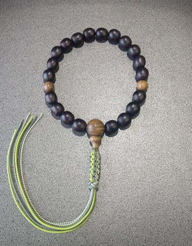 q (ނ낶)  O 15o 20 Βh gRd