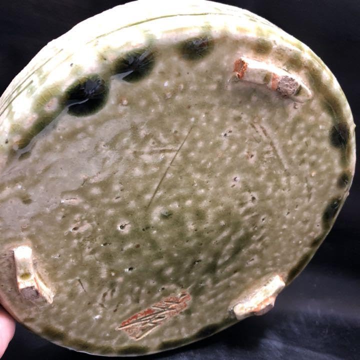 美しい古美術◼️蔵から美しい緑色の生け花の鉢が出てきました。花道具、茶道具、骨董 Amazon.co.jp: 美しい古美術??蔵から美しい緑色の生け花の鉢が出