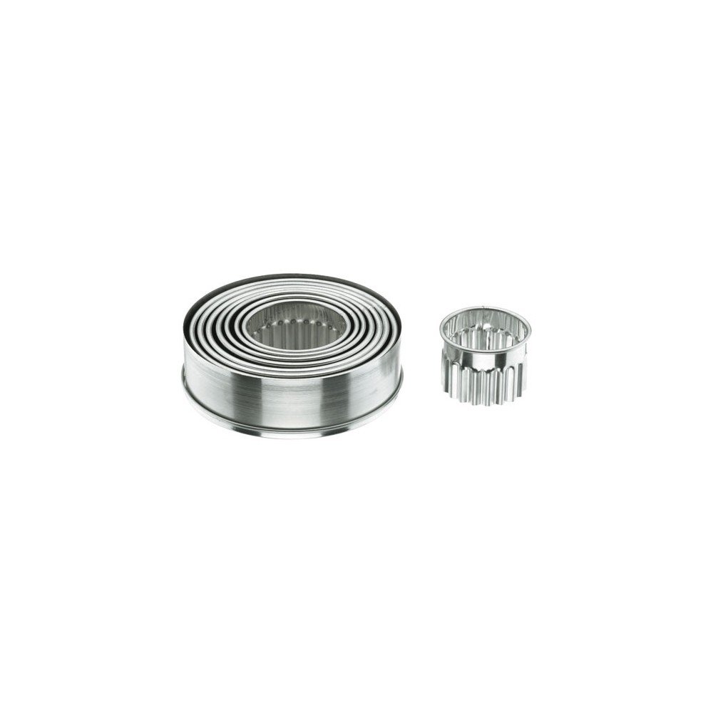 Lacor-68070-SET of 9 Round Fluted Dough Cutters S.ST