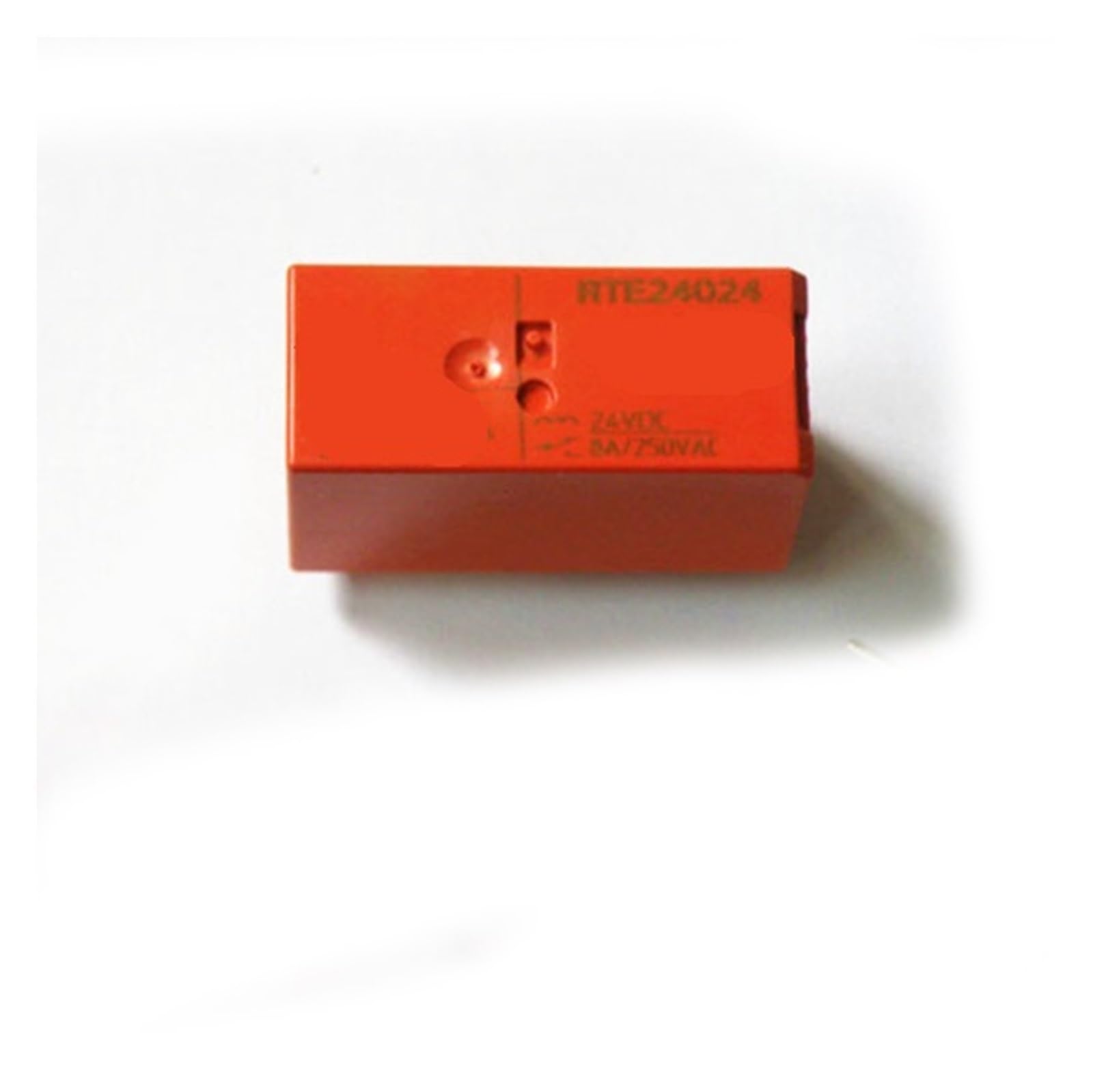OSHZIKJII RTE24024 24VDC RTE24024-24VDC 24024 DC24V 8A/250VAC DIP8 Relay