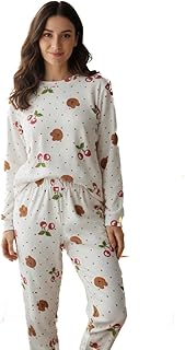 طقم بيجامة شتوية للنساء | ملابس نوم مخملي مضلع | بيجامة شتوية نسائية قطيفة مضلع | ملابس منزلية ناعمة | صناعة مصرية | مقاس واحد من ٥٥ كيلو ل ٧٠ كيلو.