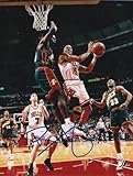 RON HARPER CHICAGO BULLS ACTION SIGNED 8x10 - Autographed NBA Photos