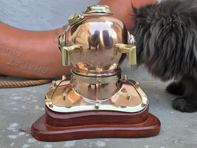 Casque de plongée en cuivre, mini casque de plongeur pour bureau et décoration d'intérieur, cadeau pour elle et lui 15,2 cm
