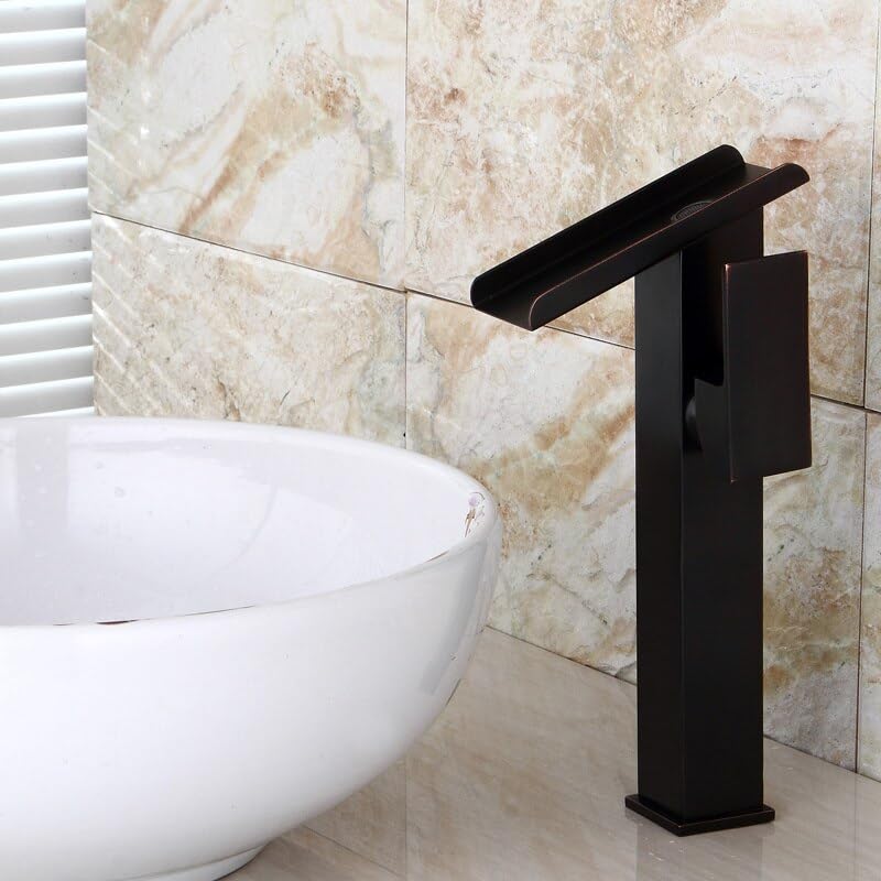 Mitigeur d'évier carré noir mat avec cascade lumineuse LED salle de bain