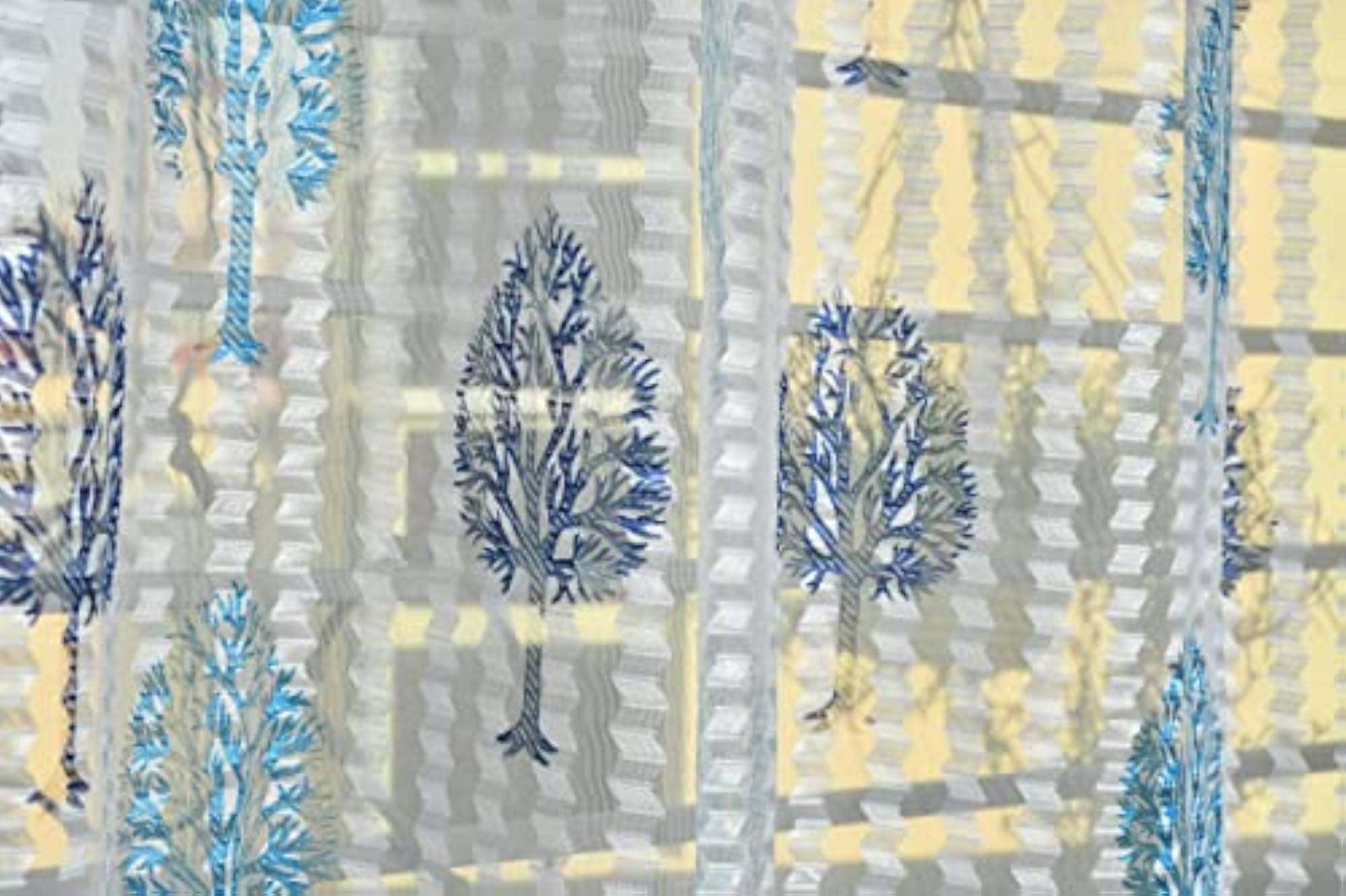 Polyester Semi Sheer Zig Zag Tree Printed Net Curtain