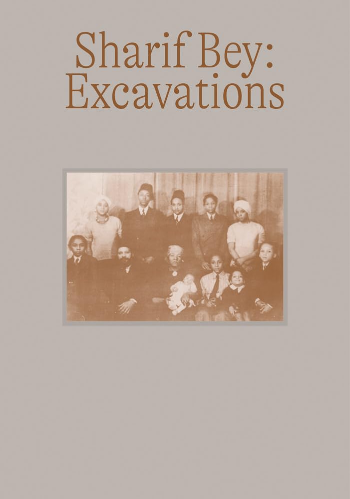 Sharif Bey Excavations beau livre anglais pour table basse et salon design