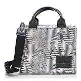 Exuda confianza: haz alarde de este bolso en cualquier ocasión; fácil de llevar sobre la marcha como uno de tus accesorios de viaje esenciales