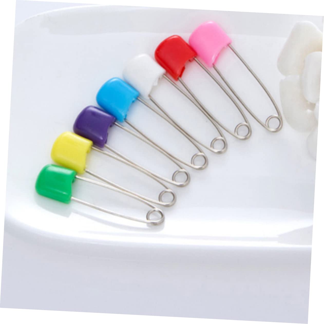 NUOBESTY Épingles de Sûreté Faciles à Ouvrir en Acier et Plastique pour Bébé Lot de 100 pour Couche, Lange et Bavoir