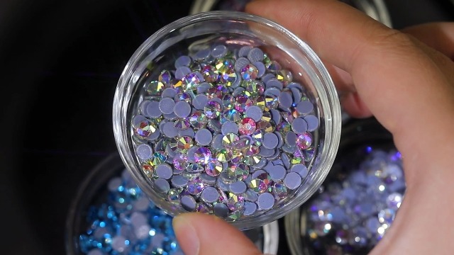 Lot De 2880 Strass Hotfix – Violet – 2 Mm (SS6) – Cristal