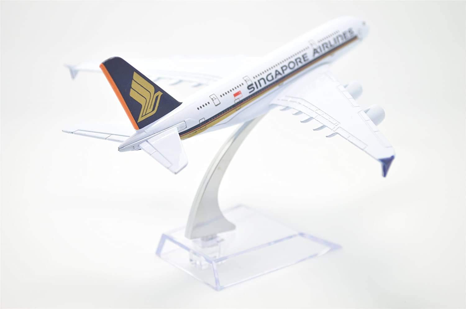 eS³kube Metal Diecast Aeroplane Scale Model, Size -16 cm -1pc - for Display ONLY (Singapore Airlines) 2