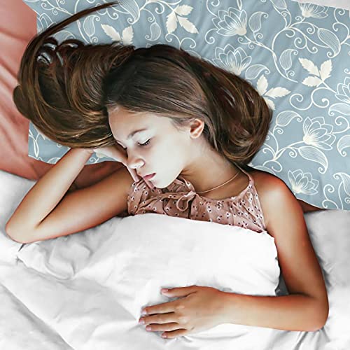 Parure de lit simple bleu clair pour une chambre d'ado ou d'invités cocooning