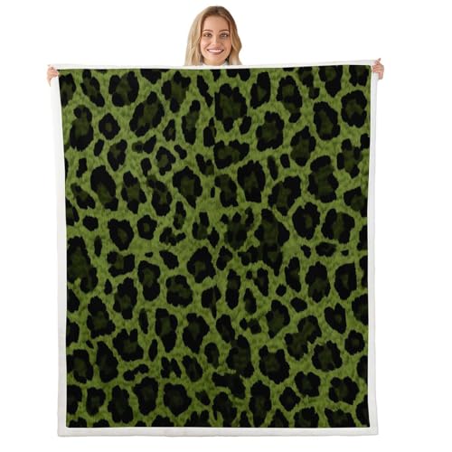 Couverture polaire camouflage vert 150x200cm pour déco chambre enfant
