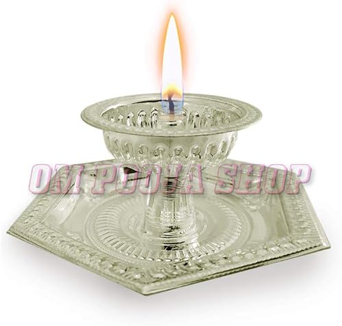 Vista 4 de Religious Pure Silver Deepam (3 pulgadas) - Lámpara Ghee Dipam
