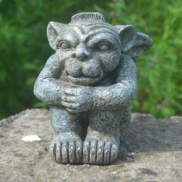 Amazon.co.jp: 【Russel】ガーゴイル オブジェ 石像風 魔除け 置物 庭 