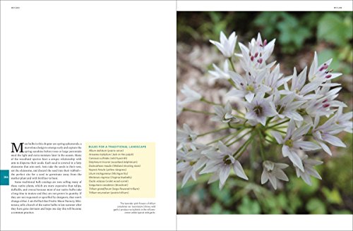 Native Plants of the Midwest: A Comprehensive Guide to the Best 500 Species for the Garden