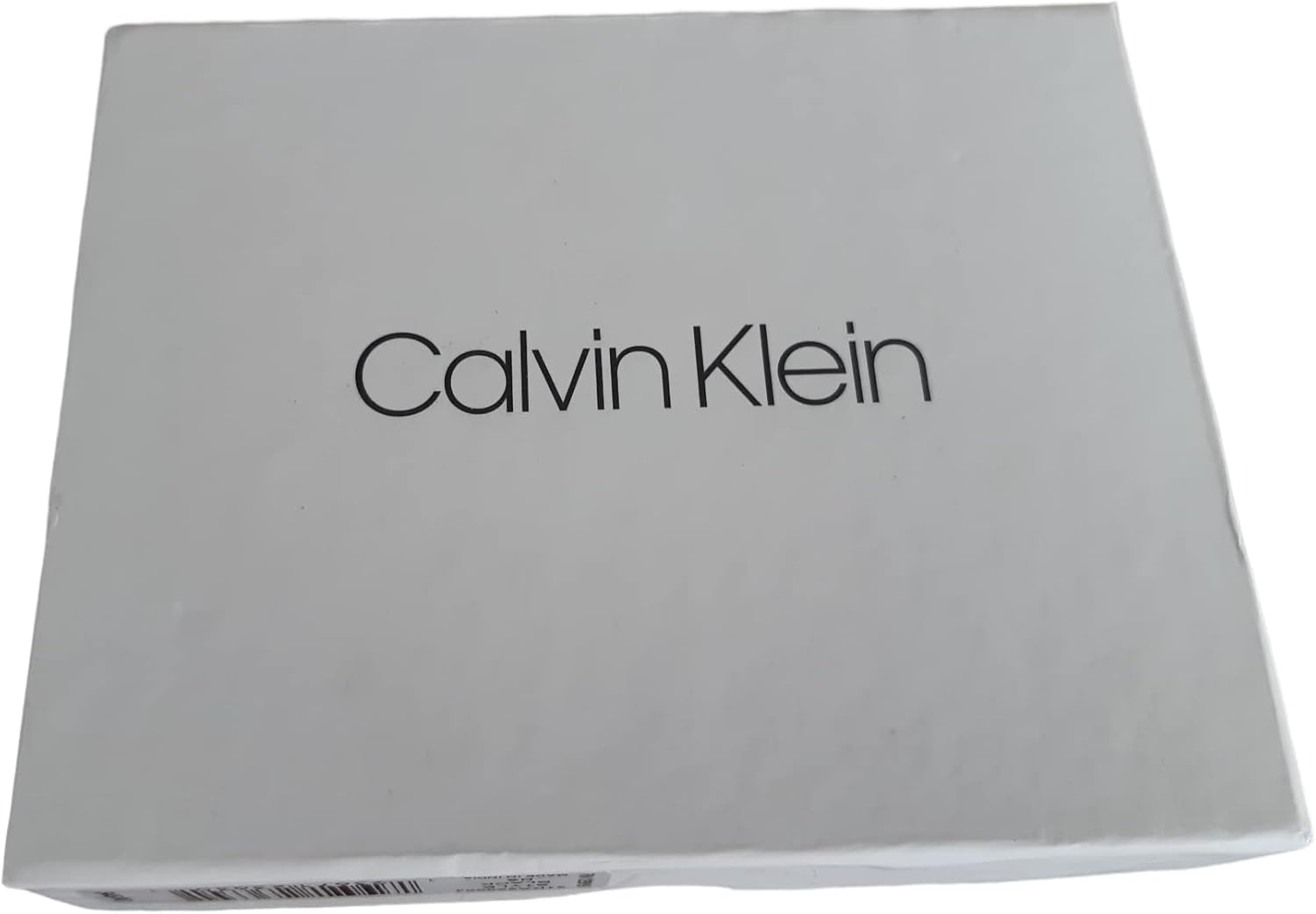 Calvin Klein Men's Compact Genuine Leather Wallet with RFID Protection, Black, Compact, Classic - Image 6