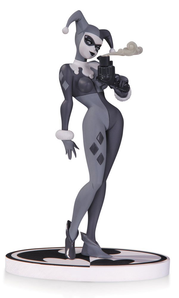 アメコミ Batman Black & White Second Edition Batman Black & White Batman Statue by Kelley Jones. Second