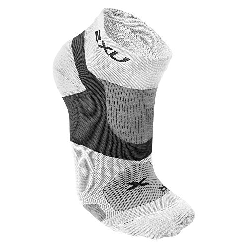2XU Women's Long Range VECTR Sock, X-Small, White/White