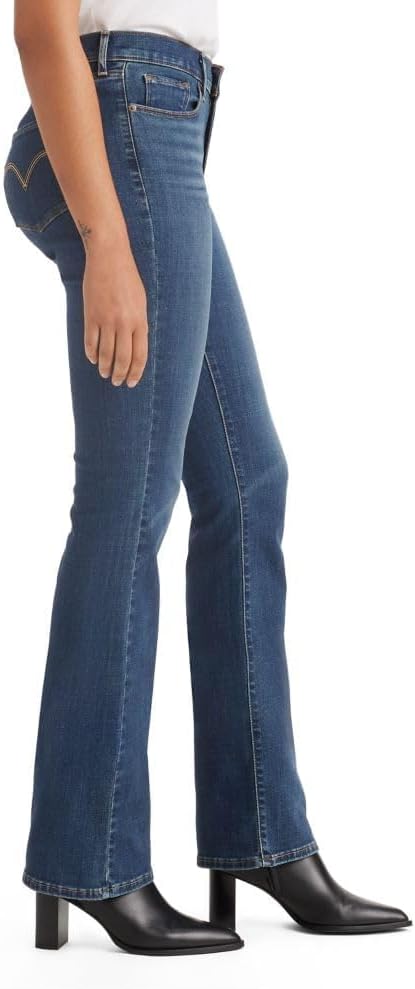 Levi's Women's Classic Bootcut Jeans - Image 3