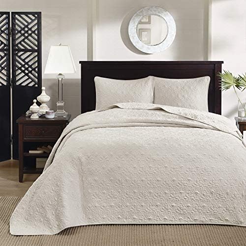 Madison Park Quebec King Size Quilt Bedding Set - Ivory , Damask - 3 Piece Bedding Quilt Coverlets - Ultra Soft Microfiber Bed Quilts Quilted Coverlet