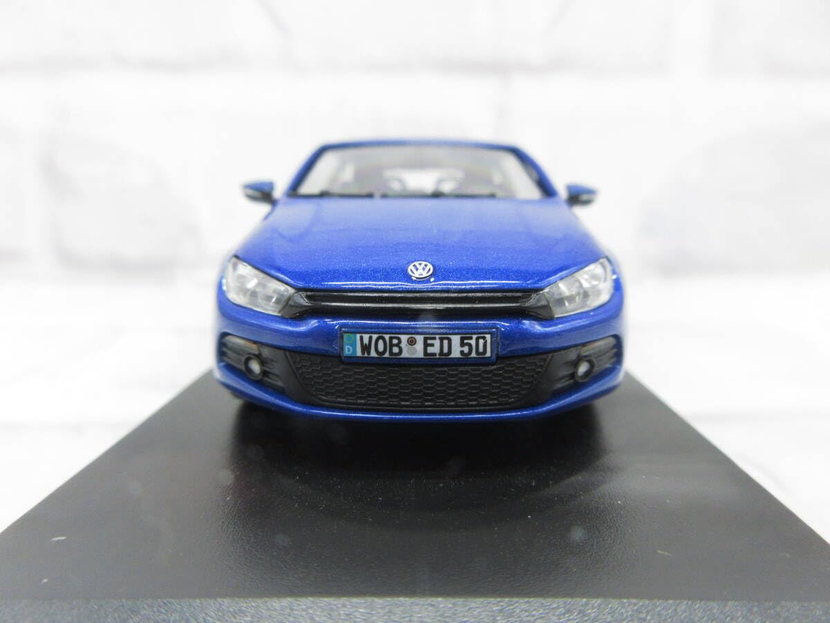DINOC ミニカー モデル43 青 KinSMART 1/36日産/ニッサン/フェアレディZ/2023(ブルー