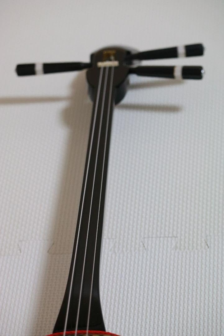 三線　沖縄三線リーズナブルな練習用　新品未使用品 三線 沖縄三線リーズナブルな練習用 新品未使用品 今だけこの