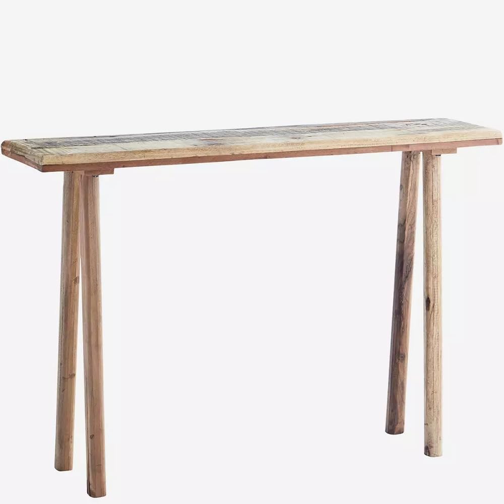 Mesa consola de madera reciclada para decorar pasillos estrechos de forma natural