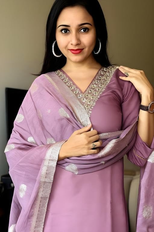 Image of Women's Chanderi Silk Kurti with Rayon Slub Pants & Dupatta | Printed Three-Quarter Sleeve Ethnic Set