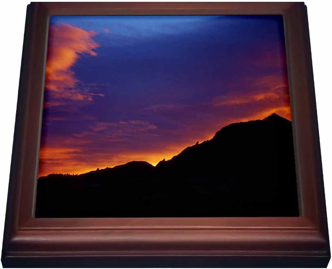 3dRose Colorado Boulder Sunset Over Flatirons Trivet with Ceramic Tile, 8 by 8", Brown